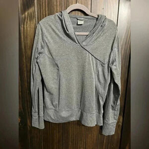 Levelwear Women’s Hoodie. Size: Large